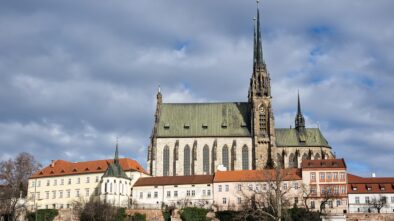 Během Velikonoc náměstí Svobody zdobilo vejce